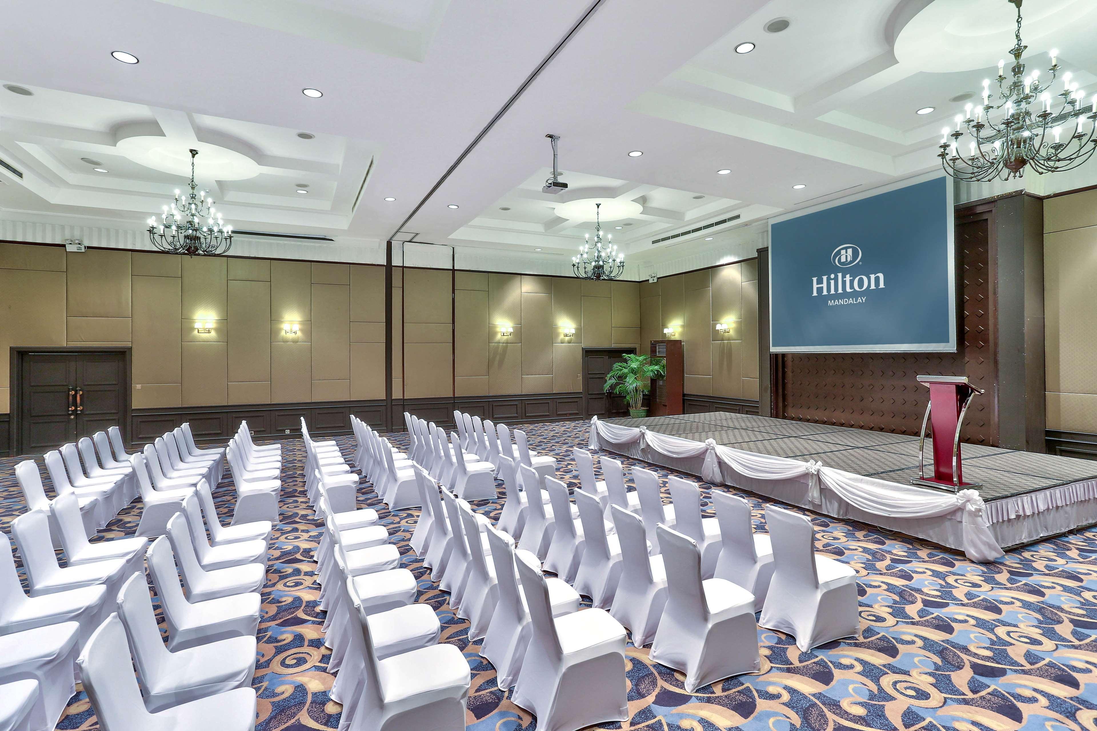 Hilton Mandalay Hotel Exterior photo